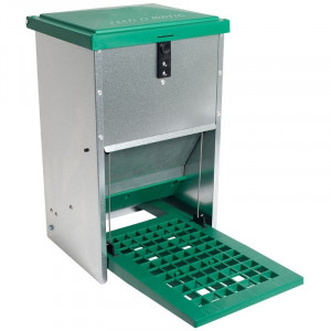 AUTOMATISCHE VOERBAK CAP. 8KG VERZINKT AUTOMATISCHE VOERBAK CAP. 8KG VERZINKT