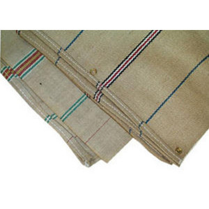 KOEDEK ZWAAR MET RINGEN, JUTE, 115X160 CM- KOEDEK ZWAAR MET RINGEN, JUTE, 115X160 CM-